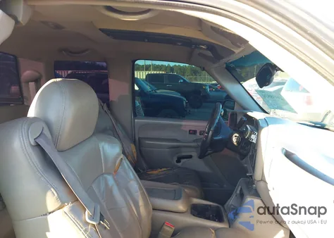 2000 Chevrolet Silverado 1500 Lt z USA, uszkodzony, nr VIN 1GCEC19T9YZ195166